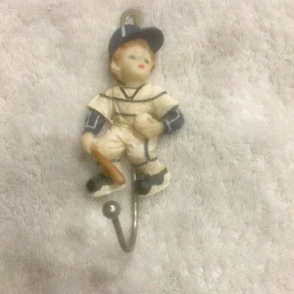 🌸NWOT🌸 3pcs Poly Stone Resin Wall Hooks NEW - Picture 5 of 12